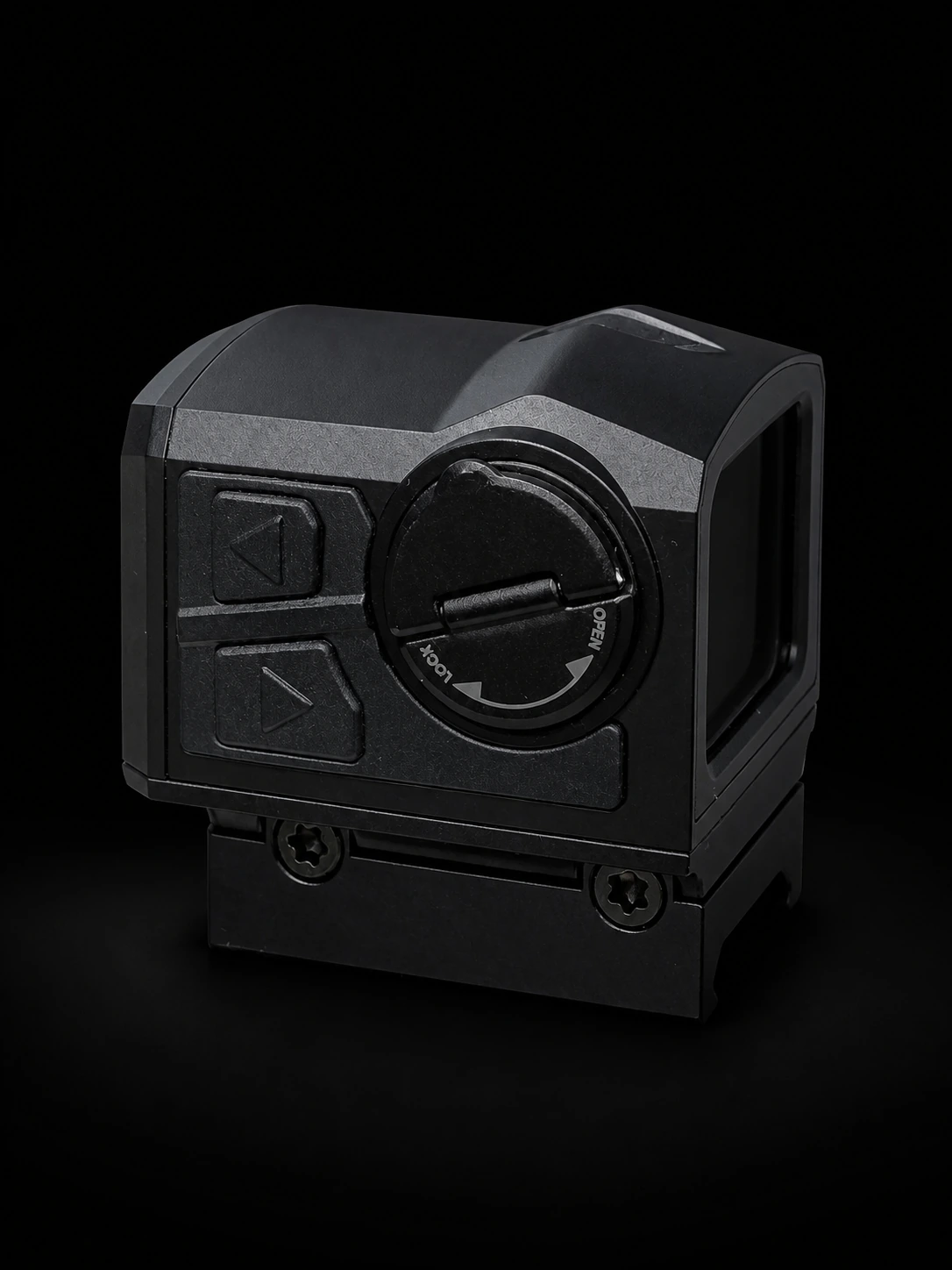 Rubicon R2 control side with dial and tactile buttons